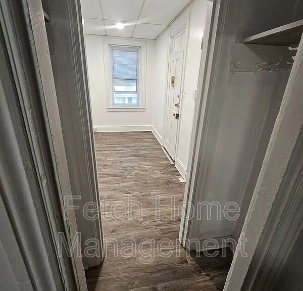 107-109 E Main St #3 — Photo 6