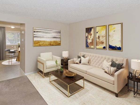 Ridgeview Gardens | 65 Lynnridge Vlg SE, Calgary, AB