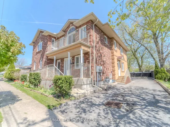 8006 Norton St S, Niagara Falls, ON L2G 6R9