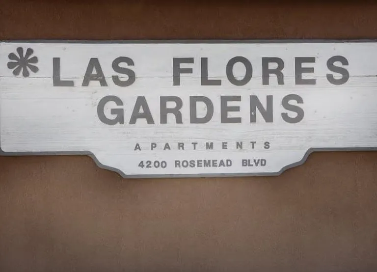 Las Flores Gardens Apartments — Photo 19
