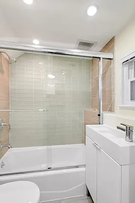 Rented by Compass | media 14