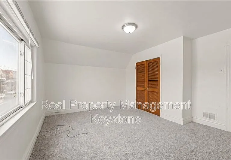 71 McKinnie Ave — Photo 13