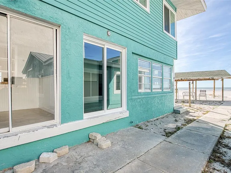 19506 Gulf Blvd #4 — Photo 28