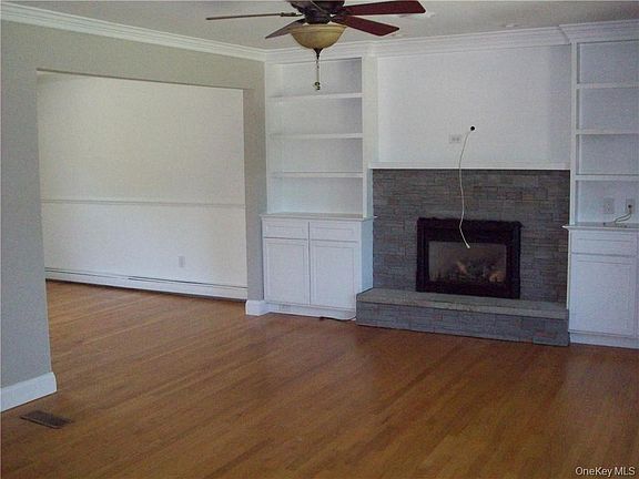 4th image of 6 Regent Dr