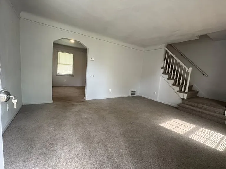 12651 Kelly Rd — Photo 2