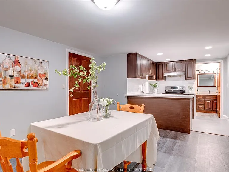 824 Lake Trail Dr — Photo 35