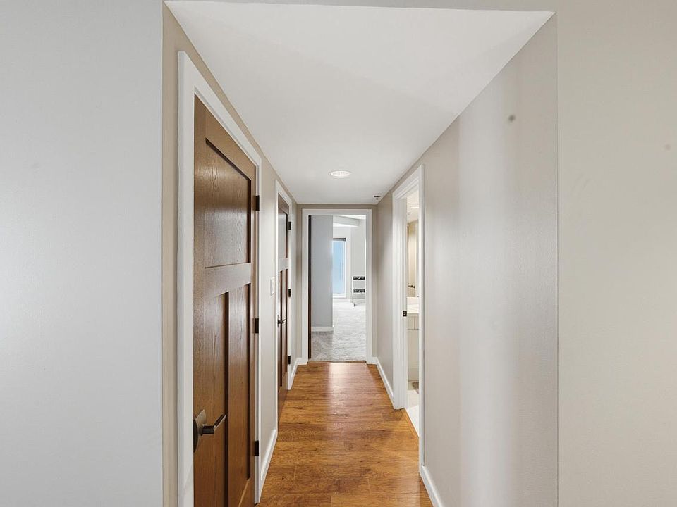 1st image of 333 Lake AVENUE #705