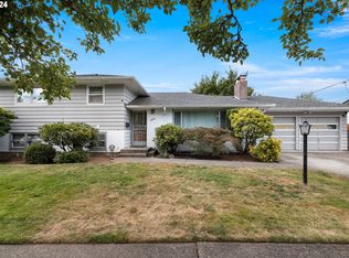 2009 SE 102nd Ave, Portland, OR 97216