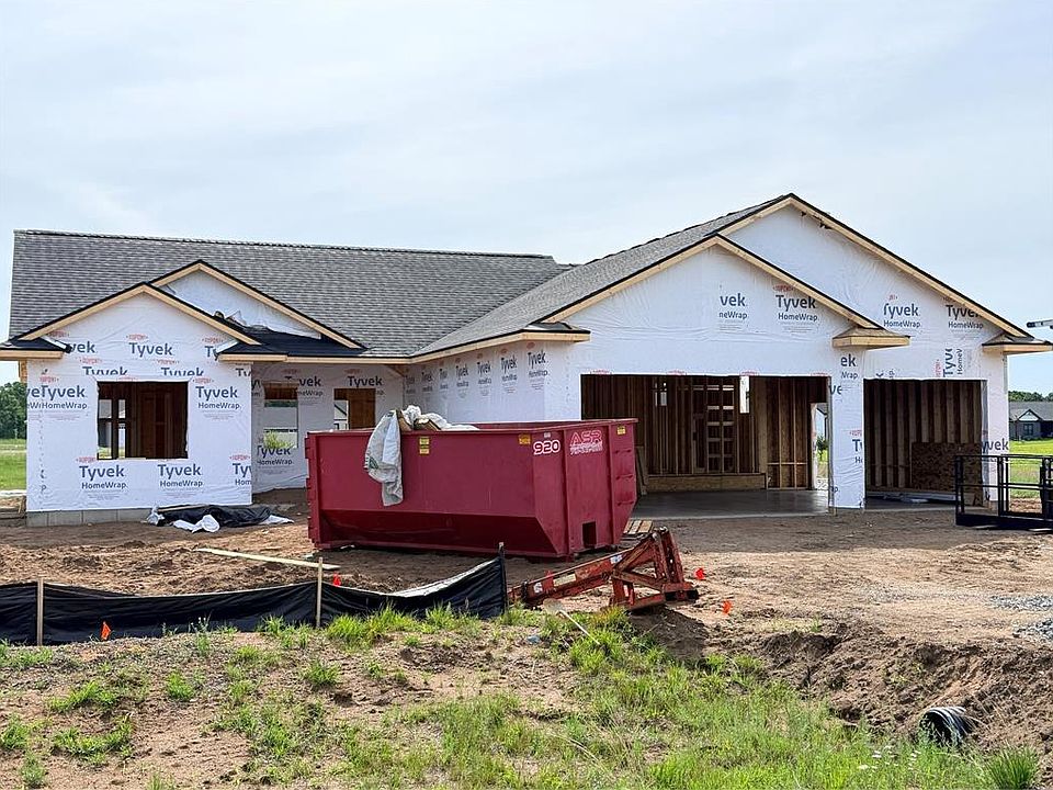 1st image of 3675 112th St