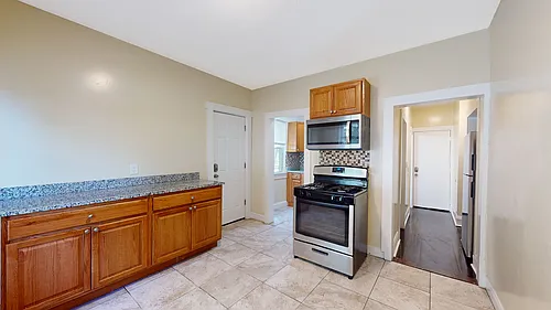 50 Willowwood St Photo 1