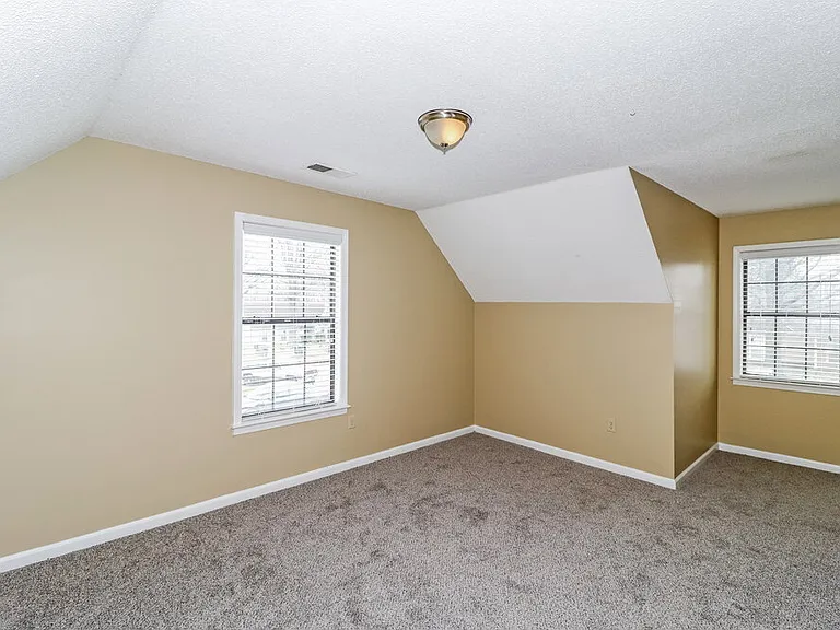 2691 Country Lawn Cv — Photo 13