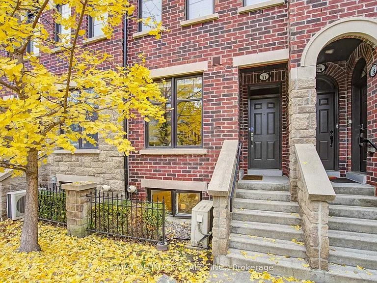 140 Broadview Ave #30 — Photo 2