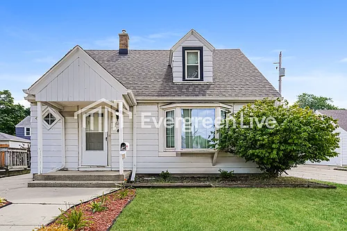 141 W Norwich St Photo 1