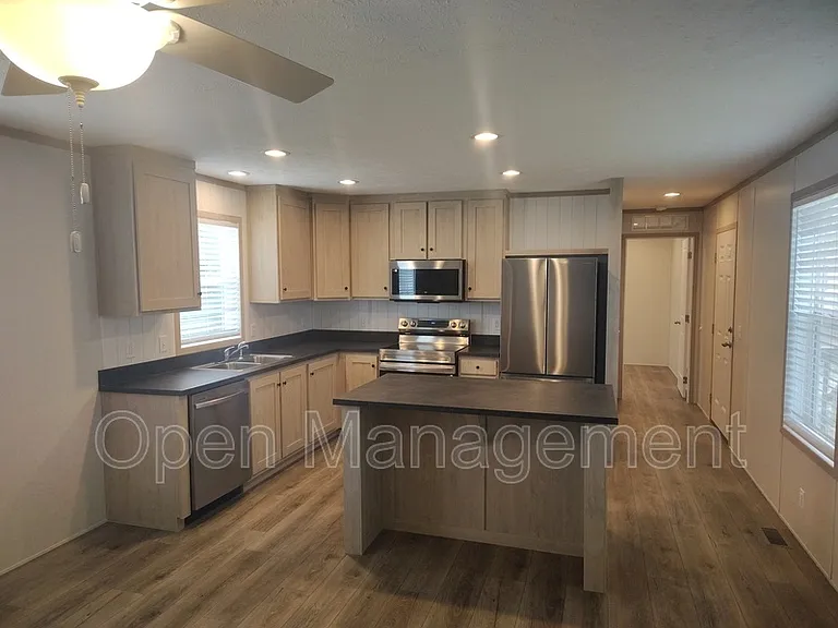 120 Terry Blvd #17S — Photo 6