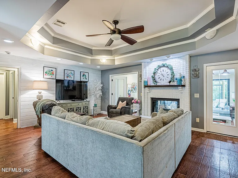 12231 Dividing Oaks Trl E — Photo 8