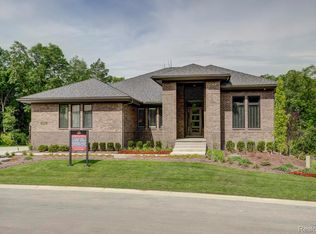 30803 Franklin Hills Ct #7, Farmington, MI 48334
