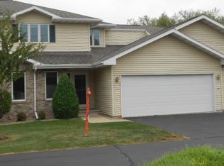 2781 W 9th Ave, Oshkosh, WI 54904