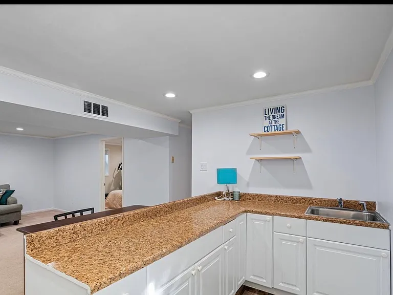 11611 Vale Rd — Photo 13