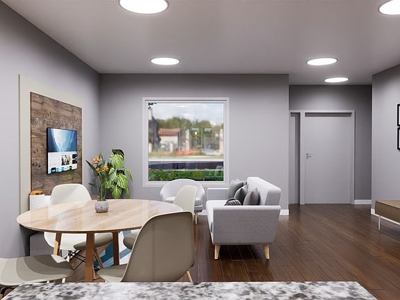 4th image of 1008 9th Avenue NE
