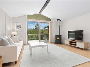 19 Winhall Condo Rd, Bondville, VT 05340