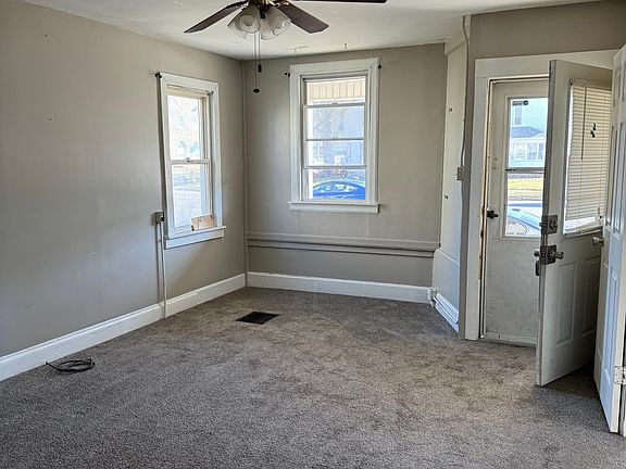 3rd image of 4011 7th Ave #1