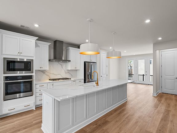 4th image of 42121 Picasso Sq