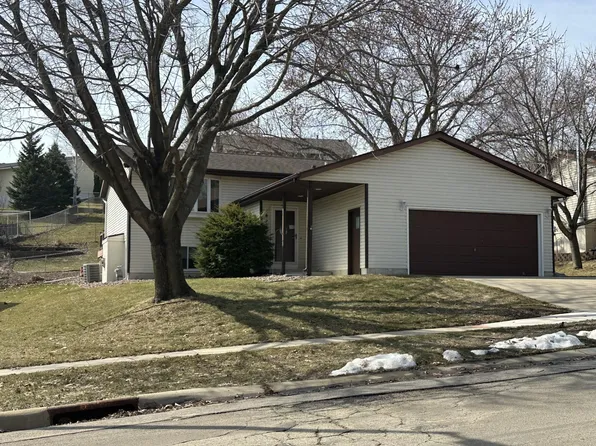 4212 Valley Dr NW, Rochester, MN 55901