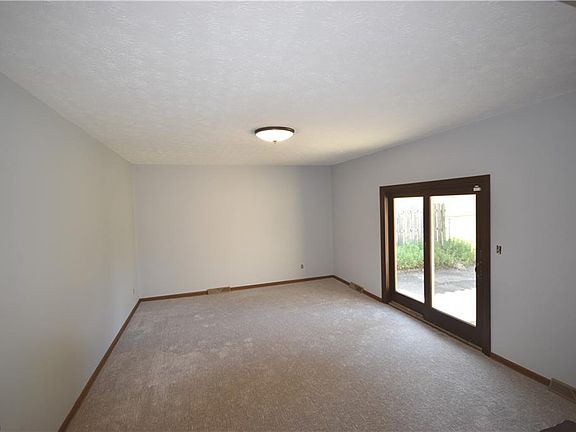 2nd image of 8513 Fenway Dr
