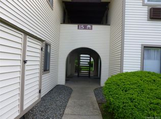 15 Club House Dr UNIT 2F, Fishkill, NY 12524