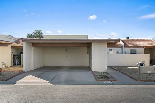 2355 W Voltaire Ave Photo 1