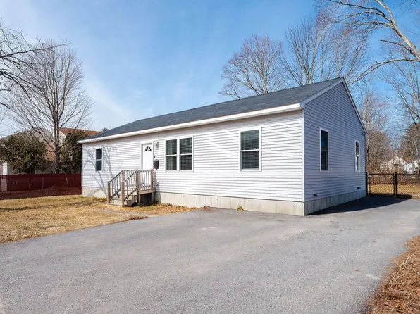 22 Mill Street, Sanford, ME 04083
