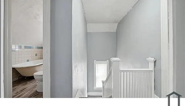 923 Stillman St — Photo 5