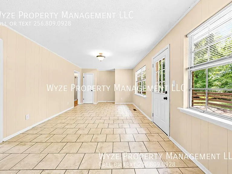 2213 Cecille Dr SW — Photo 23