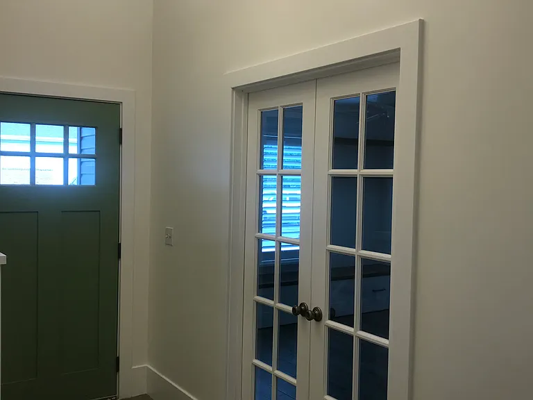 635 S Teresa St — Photo 9