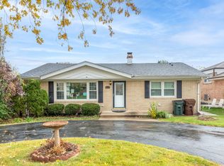 15227 La Crosse Ave, Oak Forest, IL 60452