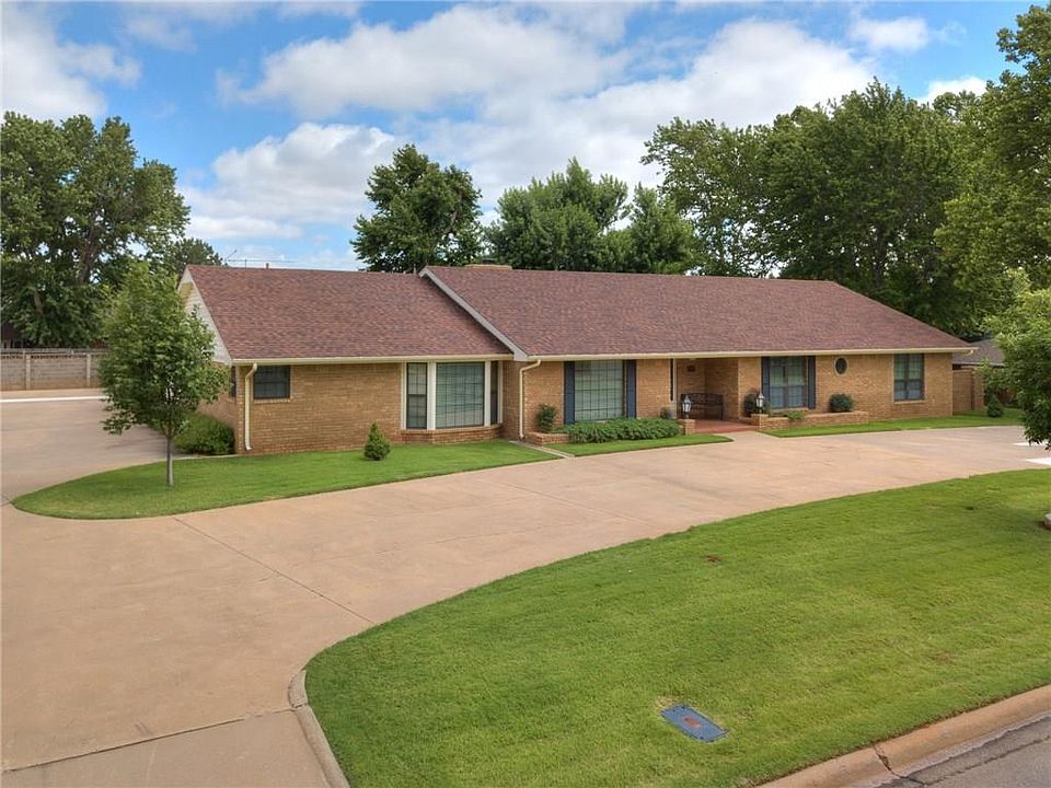 1st image of 1303 Walters Way