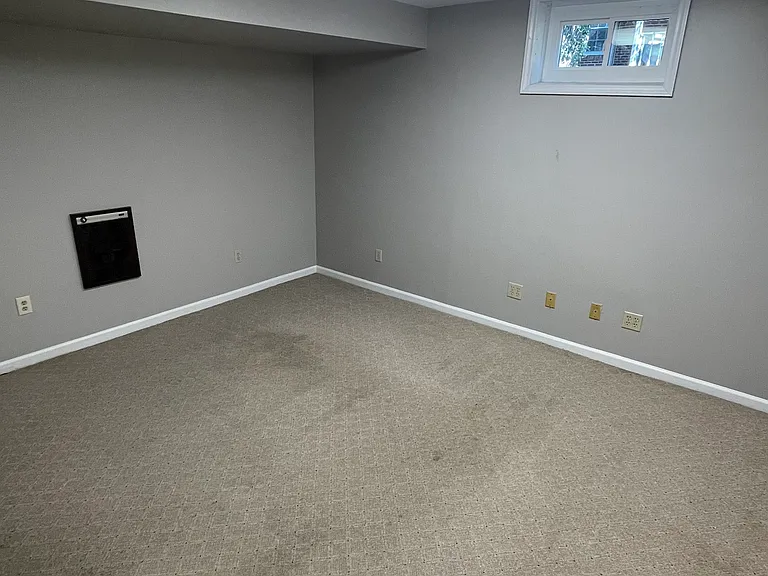 2655 Laburnum Ave SW — Photo 17