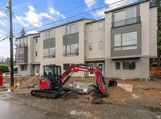 18016 7th Ave NE #E, Shoreline, WA 98155