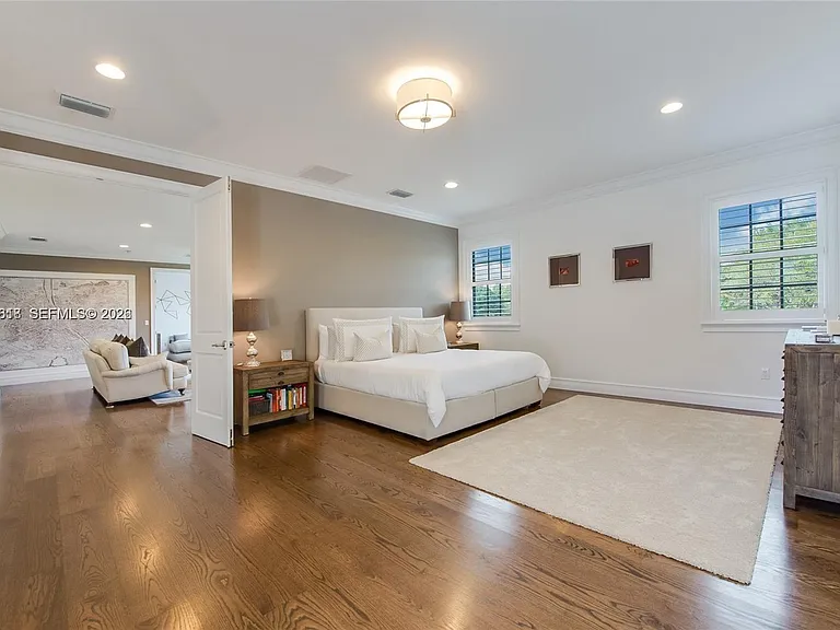 1151 S Alhambra Cir — Photo 10