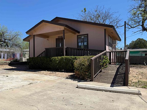 2nd image of 305 W Viesca St