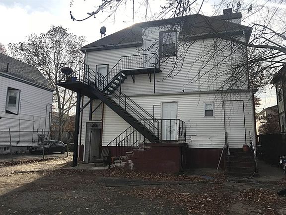 4th image of 103-105 Sylvan Ave