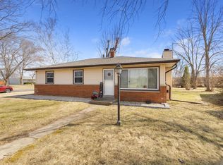 7934 North Edgeworth DRIVE, Milwaukee, WI 53223