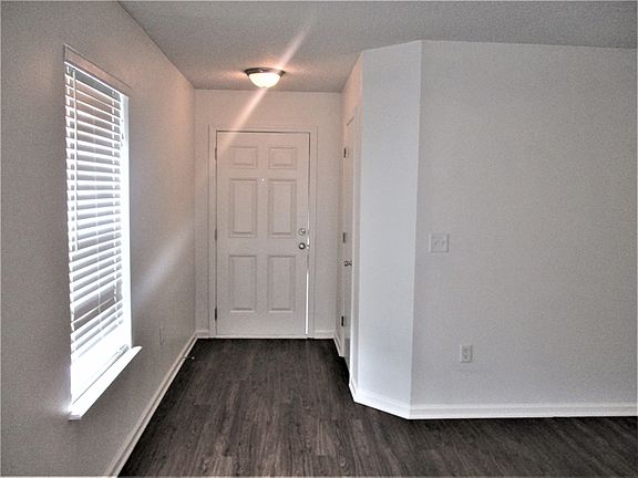 3rd image of 2395 Tyson Lake Dr
