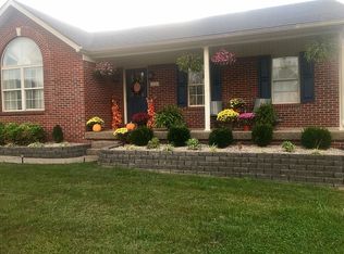 123 Meadow Ln, Bardstown, KY 40004