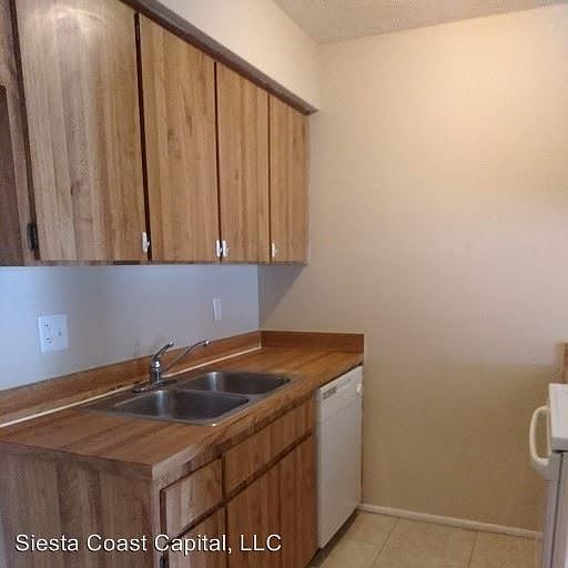 2nd image of 5230 SE 31st St APT C