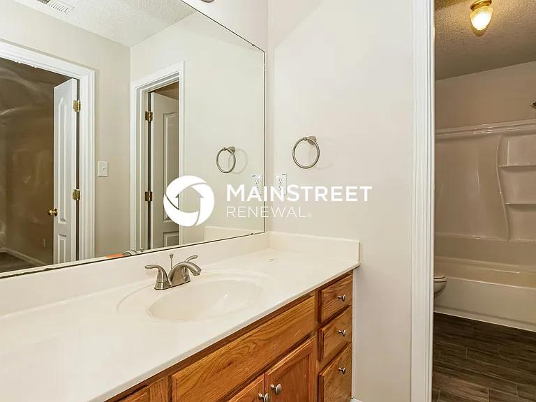 Main Bathroom