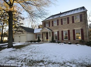 6 Canfield Ct, Potomac, MD 20854