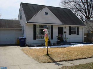 42 Farnsworth Ave, Maple Shade, NJ 08052