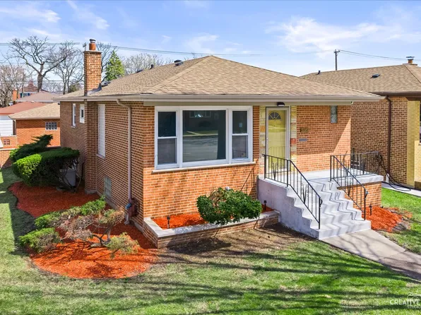 11101 S Ewing Ave, Chicago, IL 60617