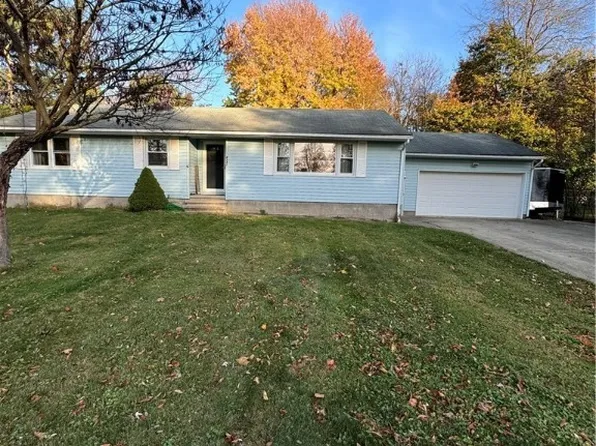 4341 Laburnum Dr, Painesville, OH 44077